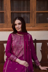 BATIK-3PC LAWN EMBROIDERED SHIRT WITH CHIFFOON EMBROIDERED DUPATTA AND EMB TROUSER-GM-4735